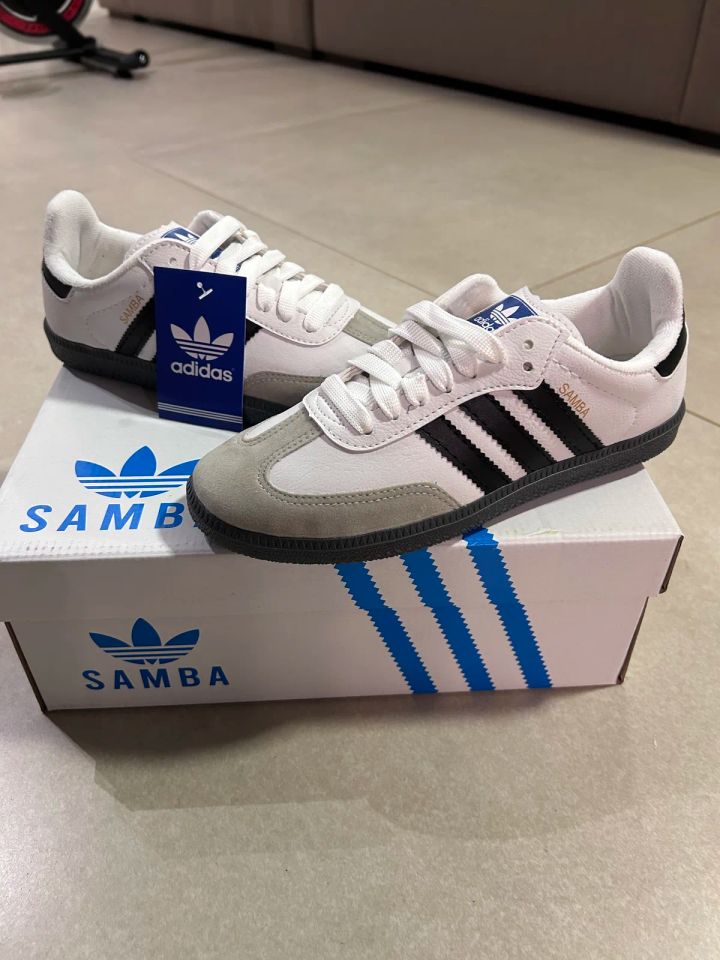 Adidas Samba Clássico
