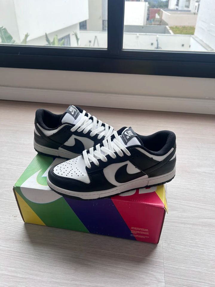 Nike Dunk Low - PANDA